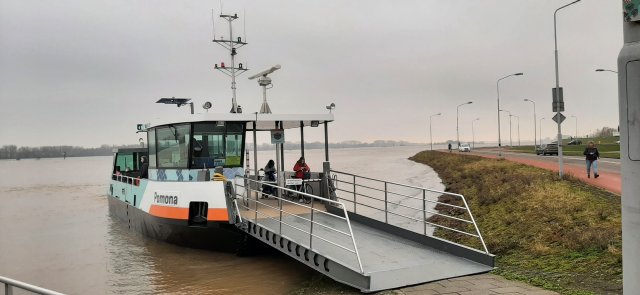 pont Tiel hoogwater